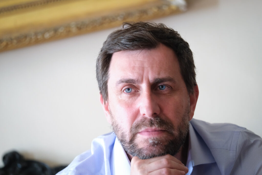 Toni Comin , eurodiputat de Junts, a Paçà (Rosselló)