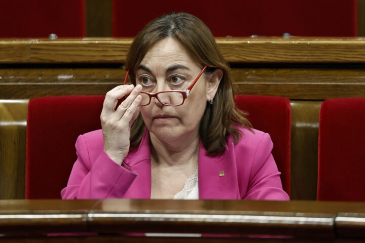 La consellera Paneque durant la sessió d'ahir (fotografia: Andreu Dalmau).
